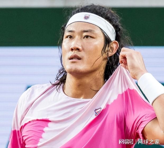 美记：杨瀚森比去年夏联进步不小 有些全明星生涯中后期才打出身价