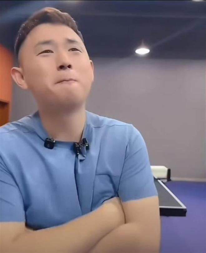 加利:希拉很适合阿莫林的战术思路,他是一名能力不错的后卫