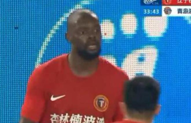 巴顿谈被逆转:不是某一个人的问题,所有人没能把球真正控住