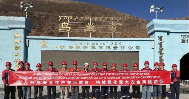 贾一凡/张殊贤夺得新加坡羽毛球公开赛女双冠军