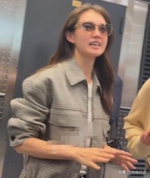 单签盈利逼近50万元,中签女子含泪感谢宇树科技,并透露自己已在开盘后选择全部卖出,收益已经到手