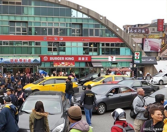 帮扶老人遭索赔,“有关部门”存在的意义就是让你无过错还赔钱?