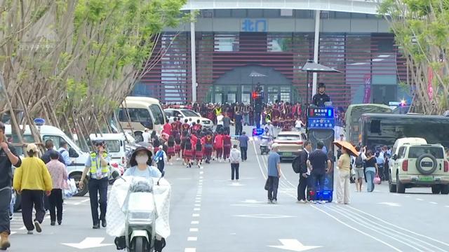 世体：赫迪拉任穆里尼奥助手；平图斯去向未定
