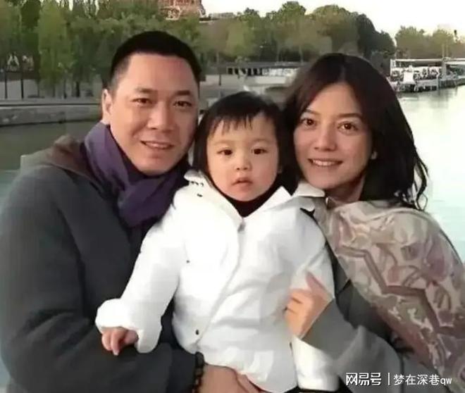 肺癌女性中，98%从不吸烟，钟南山团队回应