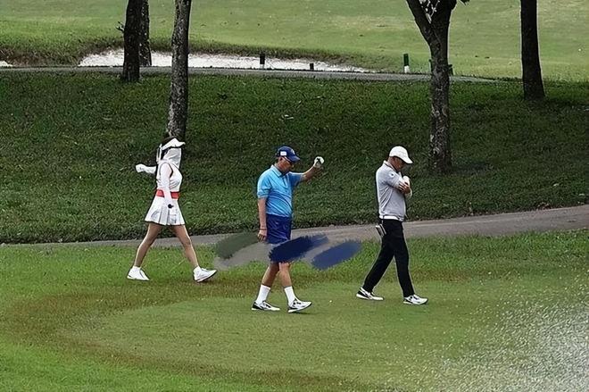 出行有排面，乘坐有空间，福特黑武士商务车值得一看