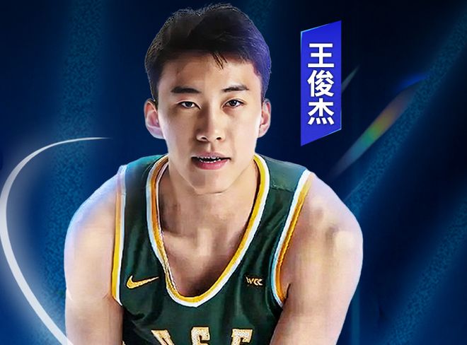 广西南宁一男子称蜜雪冰城奶茶中喝出假牙，索赔500元遭拒，门店：制作全程有监控，不认可该情况；目前监管部门已介入核查