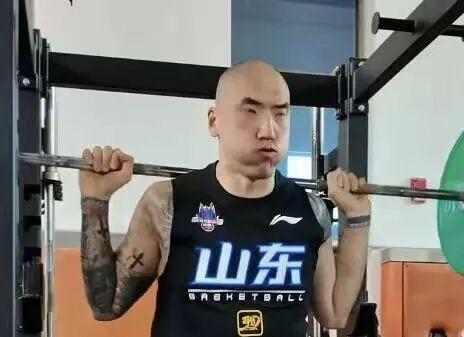 宏远新消息!徐杰做出生涯决定,小陈总放弃王少杰,4小将升入一队!