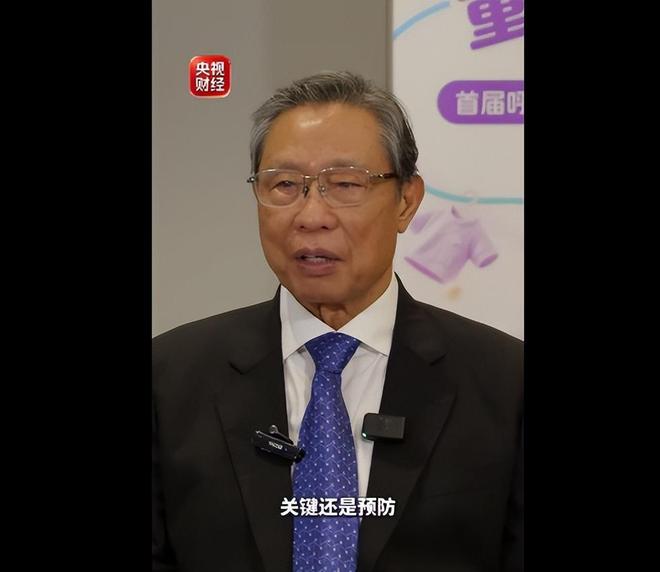 穆里尼奥太狠了！皇马强挖阿森纳两大王牌，新援刚来就要走