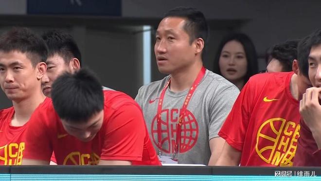 NBA夏联：火箭力克掘金开门红 次轮状元桑顿27分霍普金斯24分