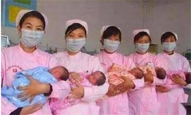 刘某某主动与男性发生性关系,事后以“自杀、举报被强奸、到单位或子女学校闹事”等勒索近20万元,当地通报