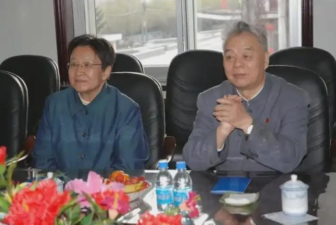 韩鹏临场完败乔迪，依木兰用成工兵 泰山队板凳不足 却白白放走3将