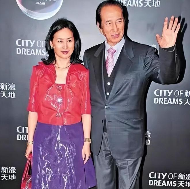 官方：大连英博签下依米然、胡明宇，两人将加入B队征战中乙