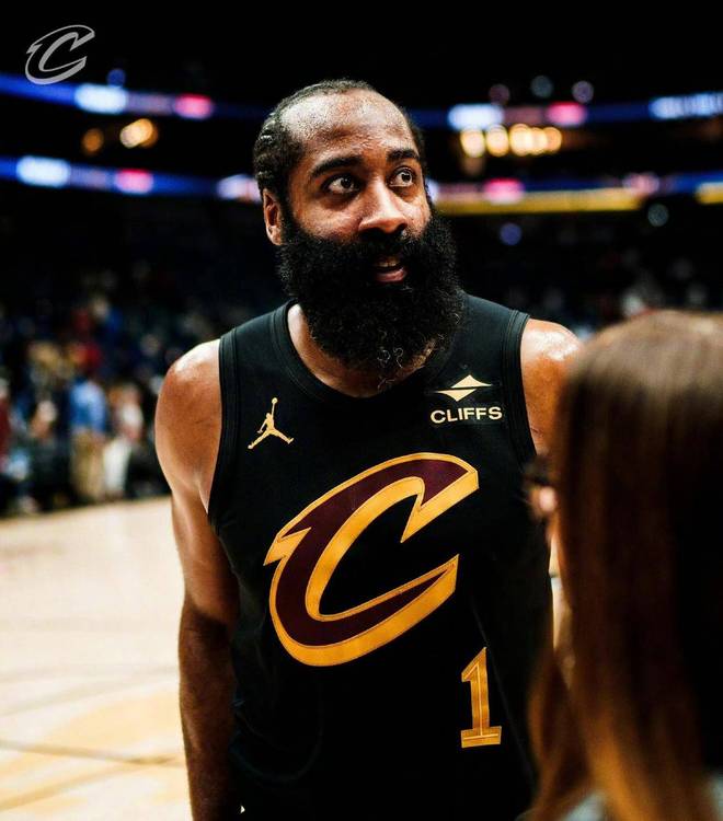 身高2米01！能持球能突破！能打NBA夏季联赛却进不了男篮国家队