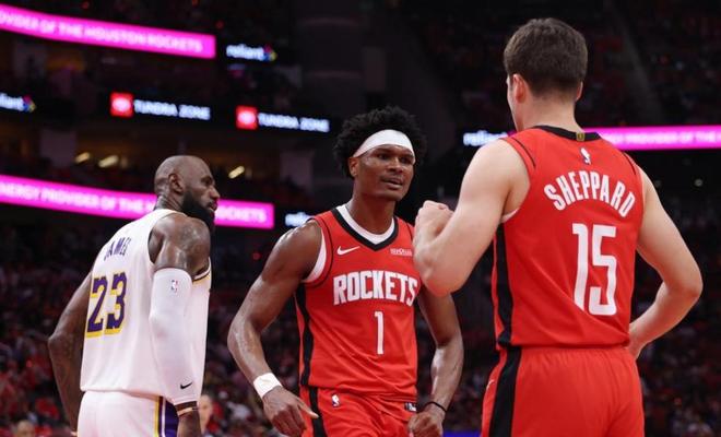 NBA夏联：奇才险胜爵士 状元迪班萨27+7榜眼24分8失误9犯规